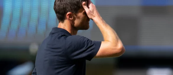 Oh weh, die erste Niederlage als Real-Trainer fiel für Xabi Alonso heftig aus. - © Sven Hoppe/dpa