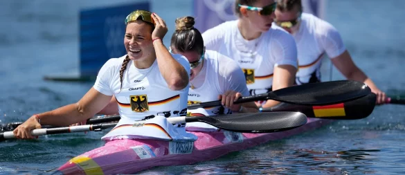 Schlagfrau Paulina Paszek führte das Boot bei der EM zu Bronze. - © Ebrahim Noroozi/AP/dpa