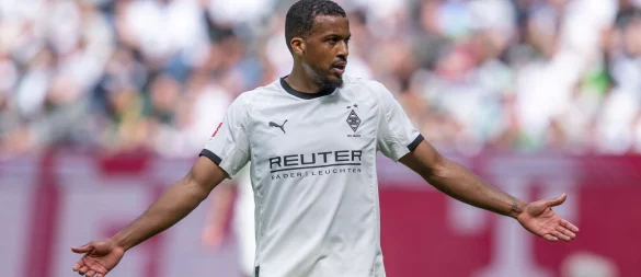 Alassane Plea verlässt Borussia Mönchengladbach. - © David Inderlied/dpa