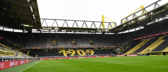 Eines der Stadien für die EM-Bewerbung: Dortmund. - © Martin Meissner/AP-Pool/dpa
