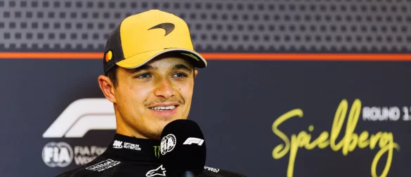 Lando Norris hat nach seinem Kanada-Desaster wieder gute Laune. - © Philipp von Ditfurth/dpa