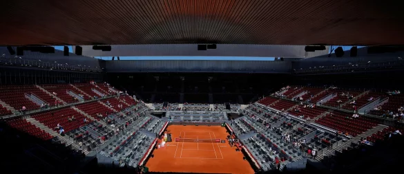 Das Tennis-Turnier in Madrid war wegen eines Stromausfalls in Spanien unterbrochen. - © Manu Fernandez/AP/dpa