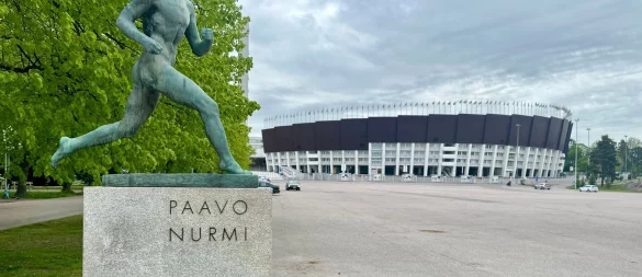 Bei einem WM-Qualifikationsspiel im Olympiastadion von Helsinki hat es einen tragischen Zwischenfall gegeben. - © Steffen Trumpf/dpa