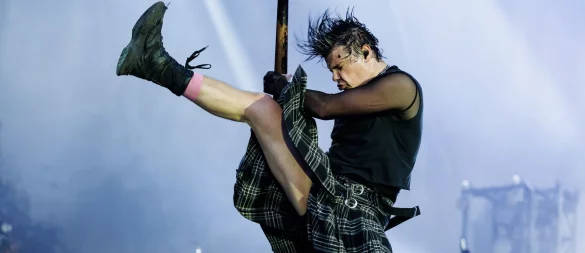 Yungbluds Auftritte sind energetisch - so wie seine Musik. (Archivbild) - © Florian Wieser/APA/dpa