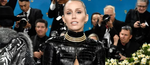 Miley Cyrus landete nach einem Dreh auf der Intensivstation. (Archivbild) - © Evan Agostini/Invision/AP/dpa