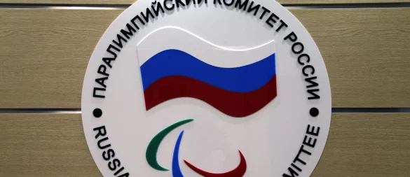 Russlands Behindertensportler dürfen bei den Paralympics in Mailand wohl unter eigener Flagge starten. - © Maxim Shipenkov/dpa