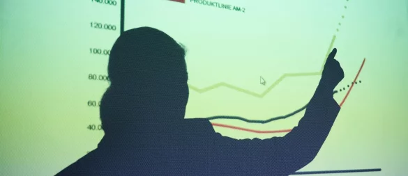 Visualisierte Inhalte durch Bilder, Diagramme oder Skizzen sind für die Zuhörer einprägsamer und lockern die Präsentation auf. - © Annette Riedl/dpa/dpa-tmn