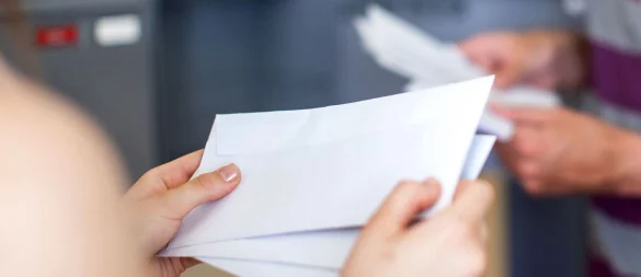 Post von TPI Investment GmbH im Briefkasten? Betroffene sollten das Schreiben nicht ignorieren, sondern eine Abtretungsurkunde vom Unternehmen einfordern. - © Christin Klose/dpa-tmn
