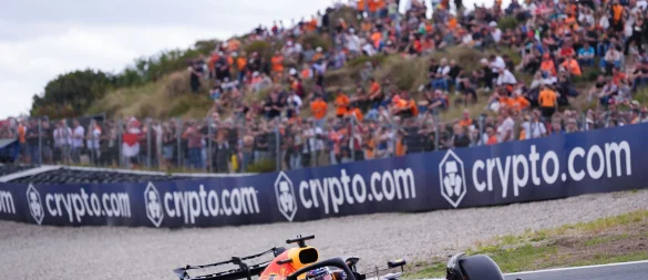 Weltmeister Max Verstappen auf dem Kurs in Zandvoort. - © Bradley Collyer/PA Wire/dpa
