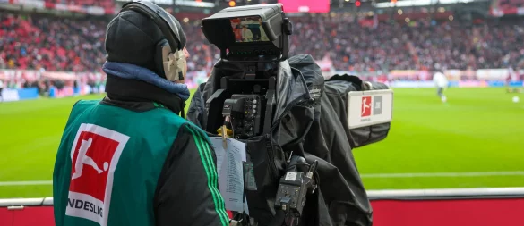 Der Verkauf der TV-Rechte im Ausland ist ein strittiges Thema. - © Jan Woitas/dpa