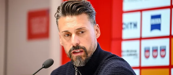Ein medizinischer Notfall in Heidenheim schockt auch Sandro Wagner. - © Harry Langer/dpa
