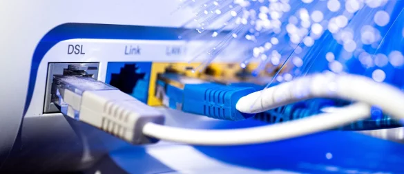 Verbraucherinnen und Verbraucher sind nicht dazu verpflichtet, einen Router oder Modem zu nutzen, das der jeweilige Anbieter vorschlägt. - © Sina Schuldt/dpa/dpa-tmn