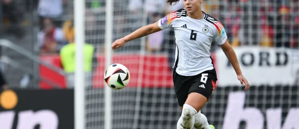 Lena Oberdorf muss weiter auf ihr Comeback warten. - © Sebastian Christoph Gollnow/dpa