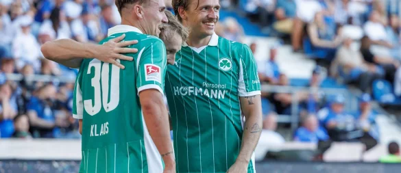 Ein packendes Spiel liefern die Fürther in Magdeburg ab. - © Andreas Gora/dpa
