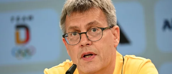 DOSB-Präsident Thomas Weikert begrüßt die geplante Investition von einer Milliarde Euro in die deutschen Sportstätten. (Archivbild) - © Marijan Murat/dpa
