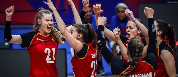 Auftakterfolg für die deutschen Volleyballerinnen in der Nationenliga. - © --/volleyballworld/dpa