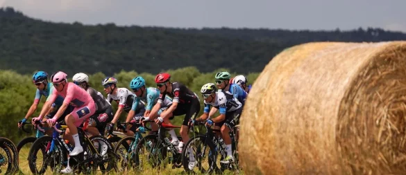 Beim Giro d\\\'Italia ging es auf der fünften Etappe nach Matera. - © Fabio Ferrari/LaPresse/AP/dpa