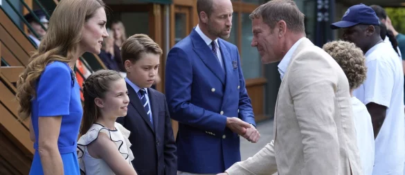 Kate und William werden beim Wimbledon-Finale von ihren Kindern George und Charlotte begleitet. - © Andrew Matthews/PA Pool/AP/dpa