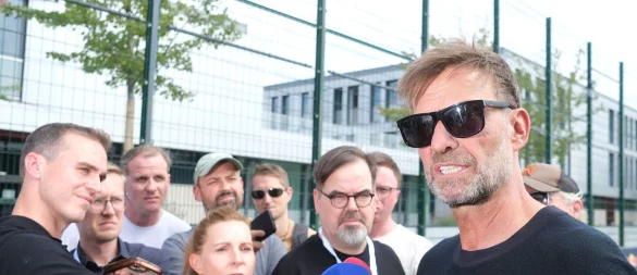 Er steht unweigerlich im Fokus: Jürgen Klopp. - © Sebastian Willnow/dpa