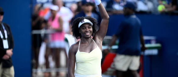 Venus Williams stand nach mehr als einem Jahr Pause wieder auf einem Court bei einem WTA-Turnier. - © Nick Wass/AP/dpa