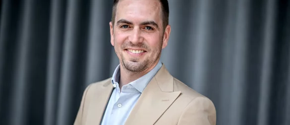 Philipp Lahm sei eine der prägendsten Persönlichkeiten des deutschen Fußballs, begründete das Bundespräsidialamt. (Archivbild) - © Britta Pedersen/dpa