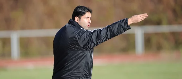 Einst Bundesliga-Profi, jetzt Cheftrainer in seiner Heimat: Vahid Hashemian. - © picture alliance / dpa