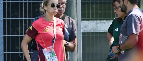 Giulia Gwinn nach ihrer Verletzung beim DFB-Training - © Sebastian Christoph Gollnow/dpa
