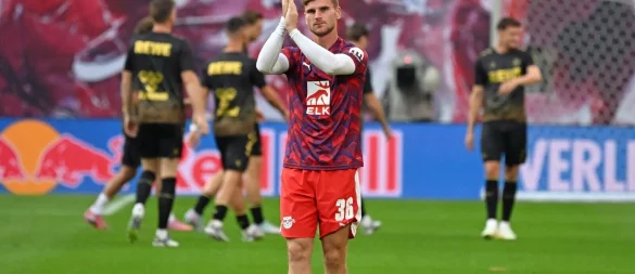 Timo Werner (RB Leipzig) stand erstmals wieder im RB-Kader und wurde von den Fans mit Sprechchören gefeiert. - © Jennifer Brückner/dpa