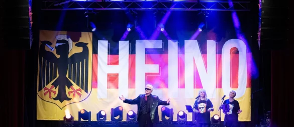 Heino solidarisiert sich nach Hymnen-Eklat mit Feuerwehrmann. (Archivbild) - © Sebastian Kahnert/dpa