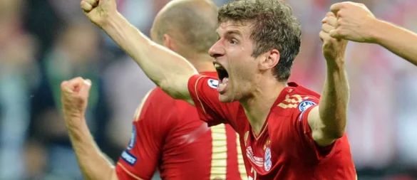 Thomas Müller jubelt über sein Tor zum 1:0 im Champions-League-Finale 2012 gegen Chelsea. - © Topbias Hase/dpa