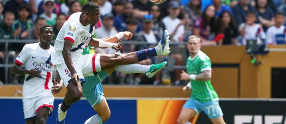 Paris Saint-Germain hat das Achtelfinale der Club-WM erreicht. - © Lindsey Wasson/AP/dpa
