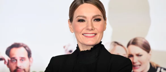 Martina Hill präsentiert am 27. Juni als «Larissa» das «heute-SHOWnal». (Archivbild) - © Felix Hörhager/dpa