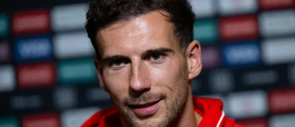 Leon Goretzka blickt auf ein schwieriges und turbulentes Jahr zurück. - © Sven Hoppe/dpa