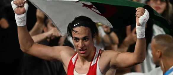 War bei Olympia 2024 im Zentrum der Debatten: Imane Khelif. - © Mauro Pimentel/AFP/dpa