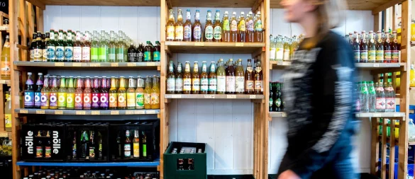 Limonade sollte nicht als Durstlöscher getrunken werden, sondern ist eine Süßigkeit - im wahrsten Wortsinn. - © Hauke-Christian Dittrich/dpa