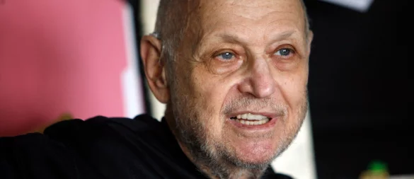 Charles Strouse ist mit 96 Jahren gestorben. (Archivbild) - © Richard Drew/AP/dpa