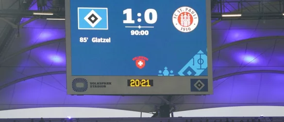 Das Derby ist zurück: der HSV spielt gegen Pauli. - © Marcus Brandt/dpa