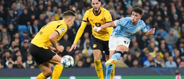 Foden (rechts) bekam für seine Leistung gegen Dortmund international viel Anerkennung. - © Martin Rickett/PA Wire/dpa