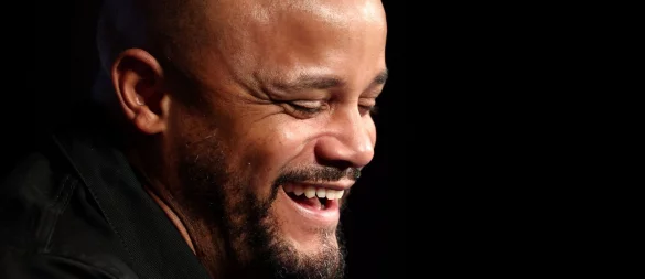 Vincent Kompany freut sich auf das Duell mit Paris und Kollege Luis Enrique. - © Franck Fife/AFP/dpa