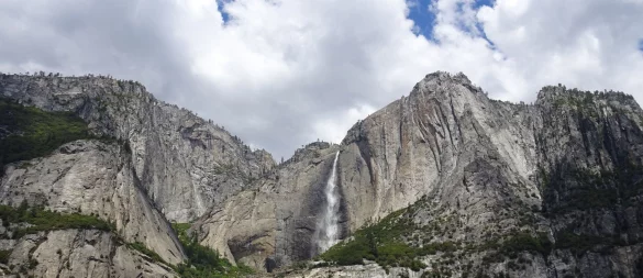 Die US-Nationalparks wie der Yosemite-Nationalpark in Kalifornien bleiben auch während des «Shutdowns» weitestgehend geöffnet. - © Andrea Warnecke/dpa-tmn