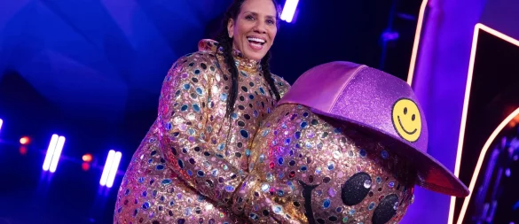 Barbara Becker steckte in einem funkelnden Kostüm. - © Rolf Vennenbernd/dpa