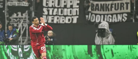 Kein großer Jubel: Der ehemalige Frankfurter Ekitiké nach dem 1:1 - © Arne Dedert/dpa