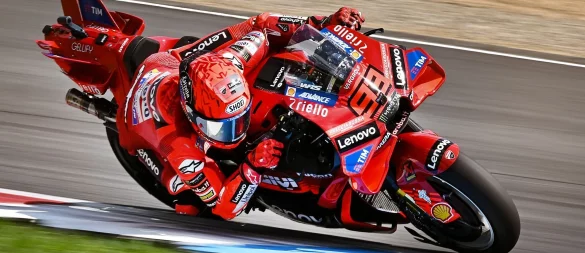 Jüngst erst das Titel-Comeback, nun verletzt: Weltmeister Marc Márquez (Archivbild). - © Pavlíèek Lubo/CTK/dpa