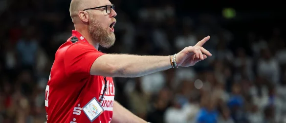 Trainer Ales Pajovic und die SG Flensburg-Handewitt empfangen den THW Kiel zum 113. Landesderby. - © Christian Charisius/dpa