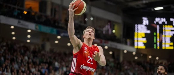 Justus Hollatz und der FC Bayern Basketball erlebten in Ulm ein ganz enges Spiel. (Archivfoto) - © Harald Tittel/dpa