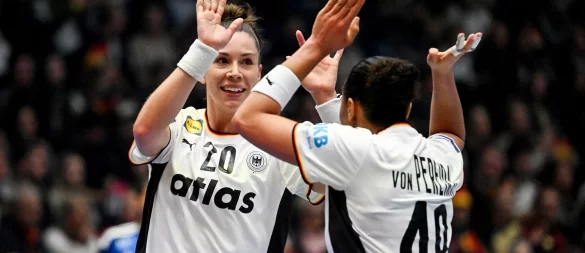 Die deutschen Handballerinnen haben das WM-Auftaktspiel gegen Island gewonnen. - © Marijan Murat/dpa