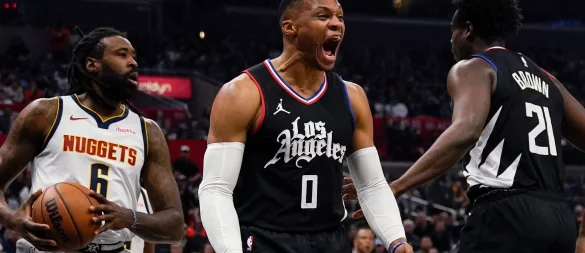 Hat offenbar einen neuen Arbeitgeber in der NBA gefunden: Russell Westbrook (m) - © Ryan Sun/AP/dpa