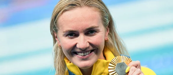 Olympiasiegerin Ariarne Titmus hört überraschend auf. - © Michael Kappeler/dpa