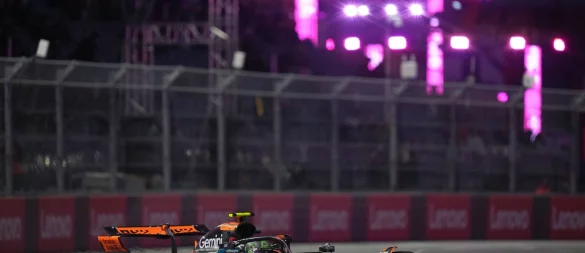 Lando Norris kam mit seinem McLaren überraschend gut zurecht in den ersten Einheiten. - © Eric Gay/AP/dpa