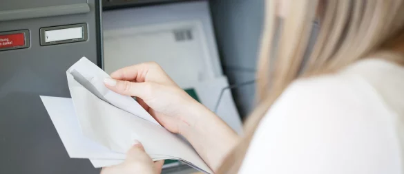 Post von TPI Investment GmbH im Briefkasten? Betroffene sollten das Schreiben nicht ignorieren, sondern eine Abtretungsurkunde vom Unternehmen einfordern. - © Christin Klose/dpa-tmn